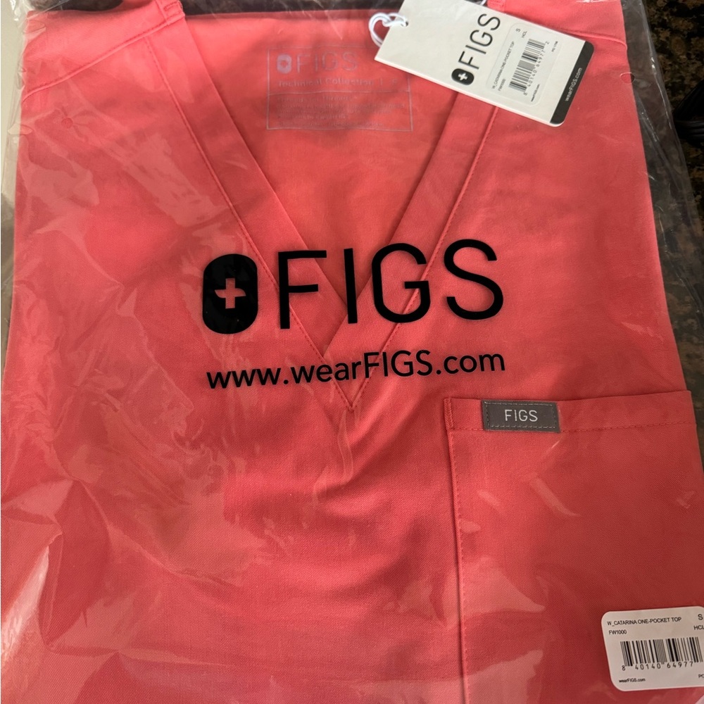 Figs scrub top only